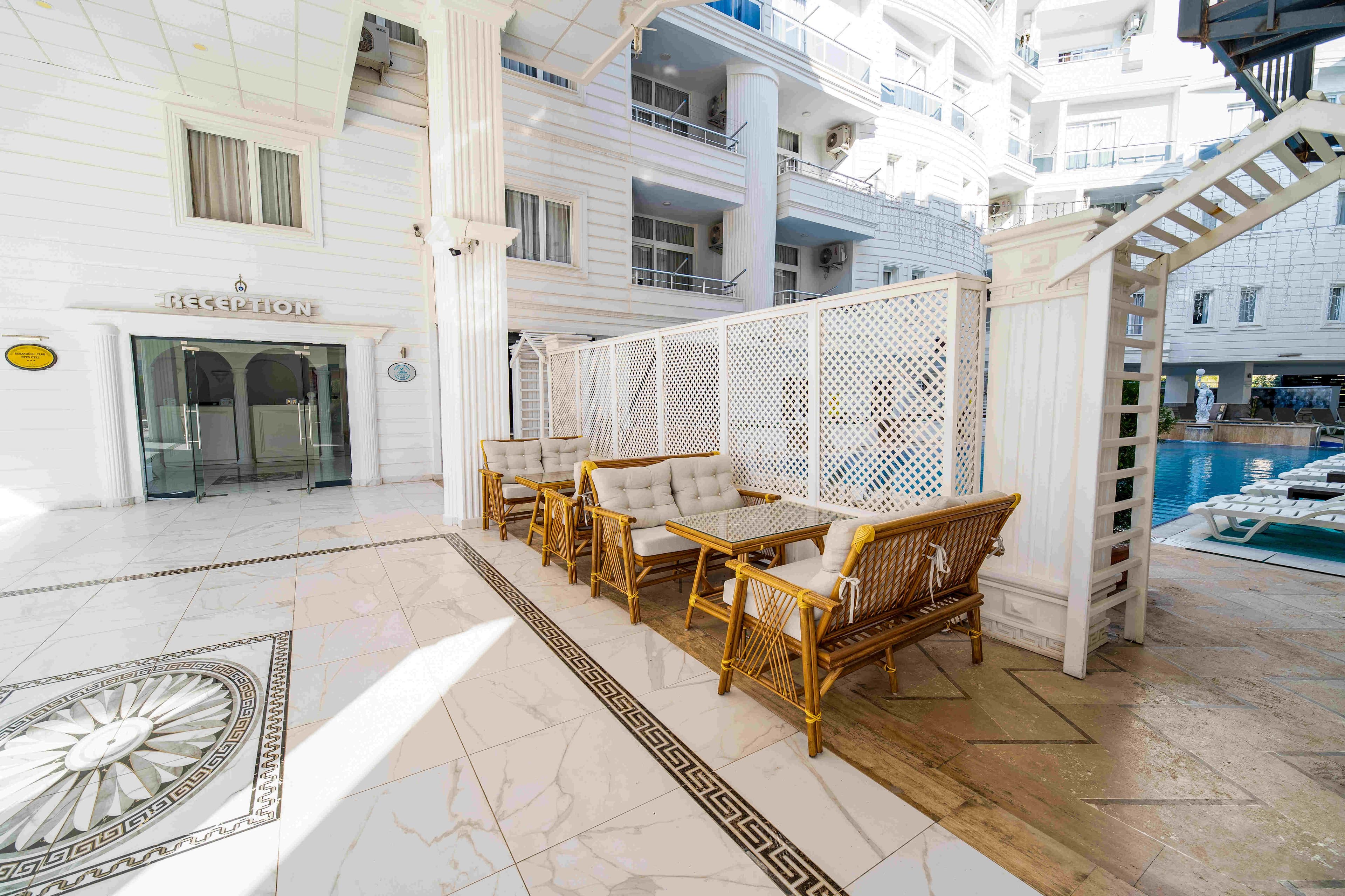 Club Efes Otel-13
