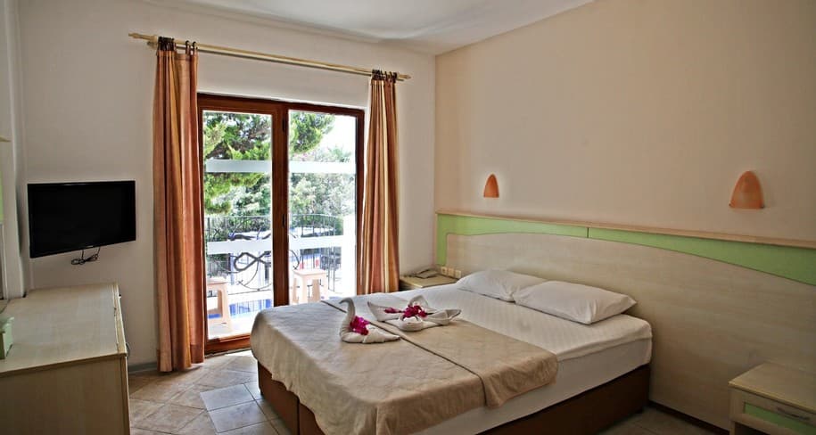 Serpina Hotel-1