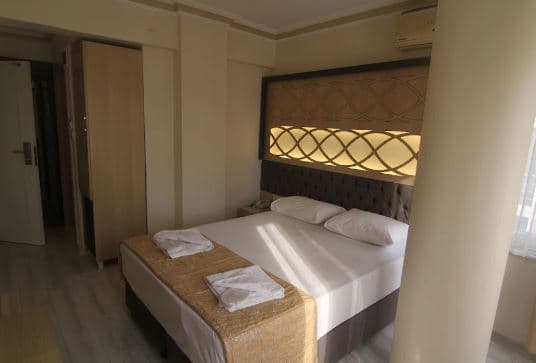Grand Liza Hotel-1