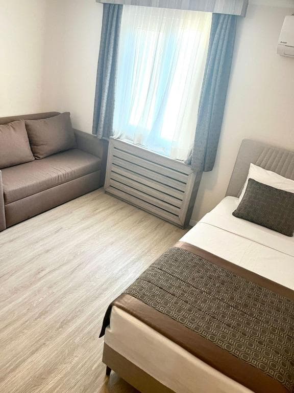 Pera Arya Hotel-12