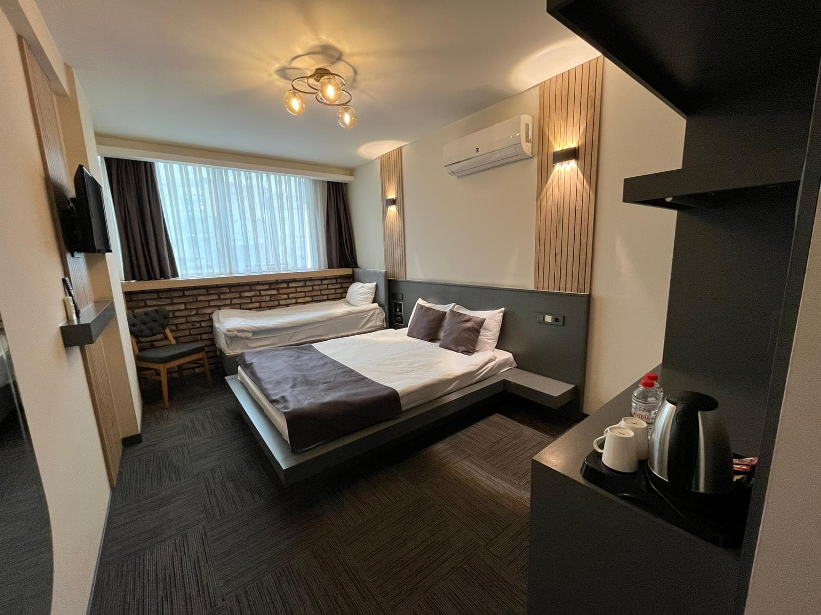 Hotel Dewy-11