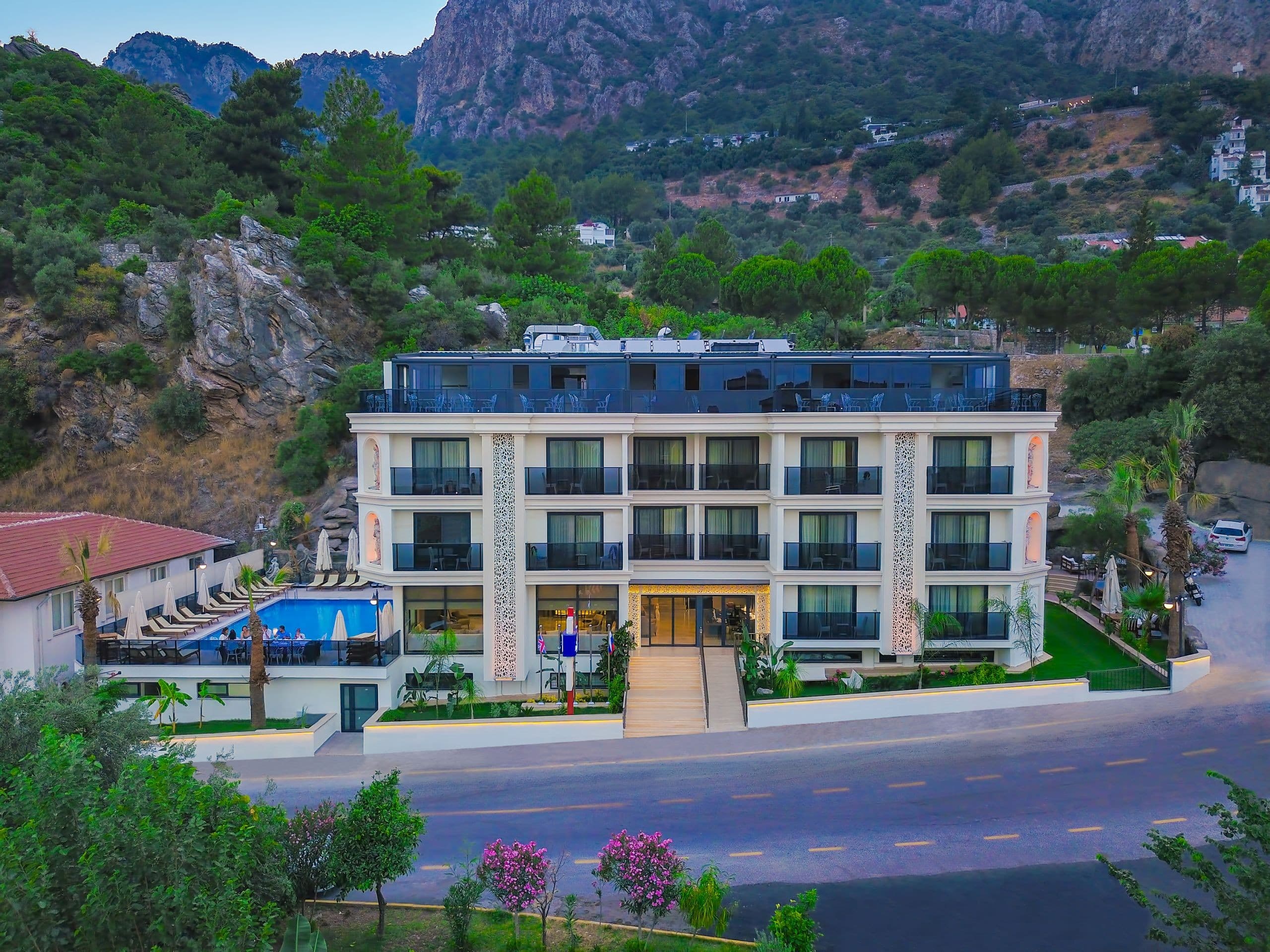 Amossia Elite Hotel-38