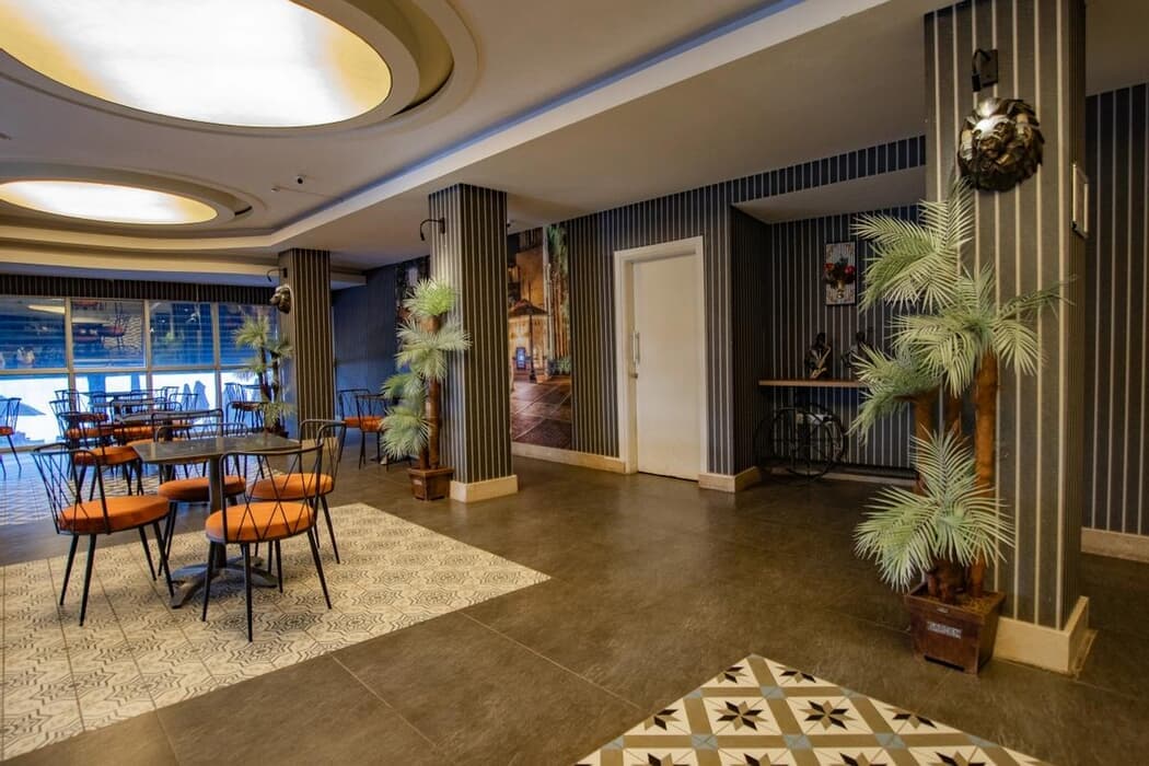 Point Beach Hotel-2