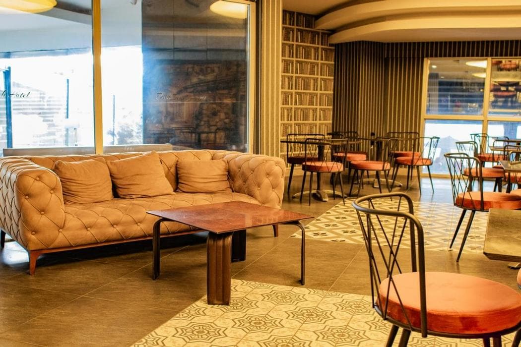 Point Beach Hotel-14