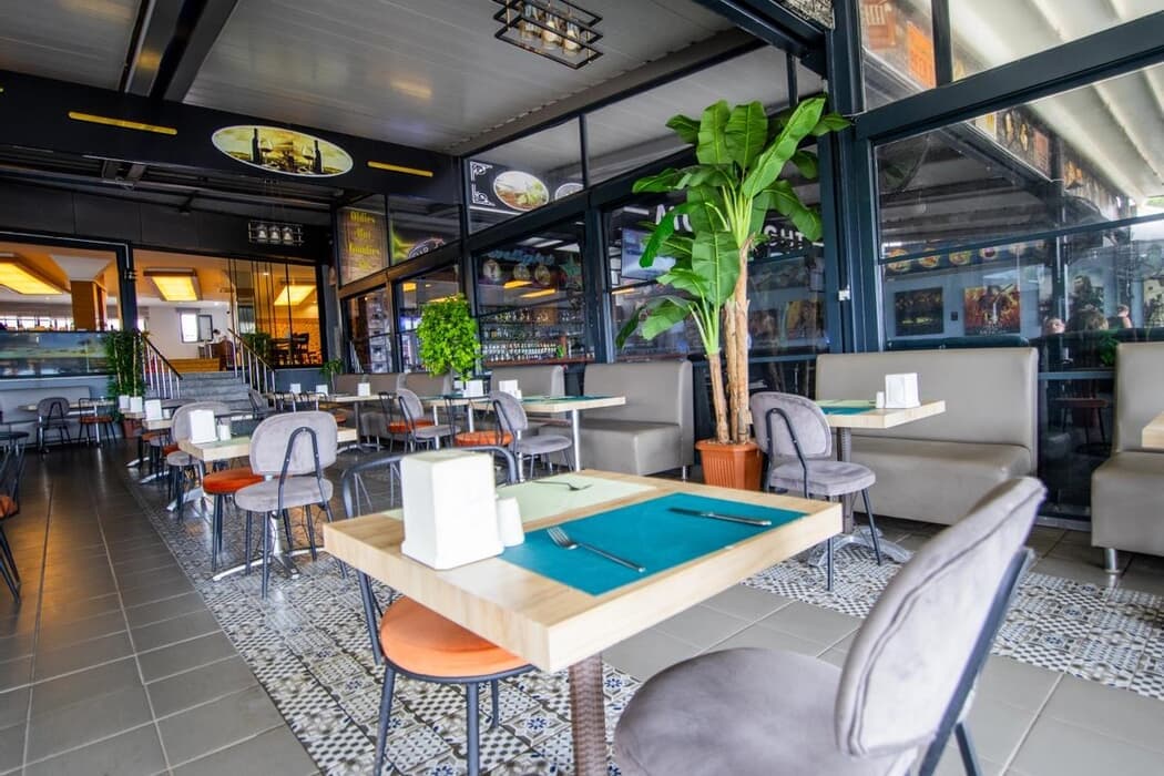 Point Beach Hotel-20
