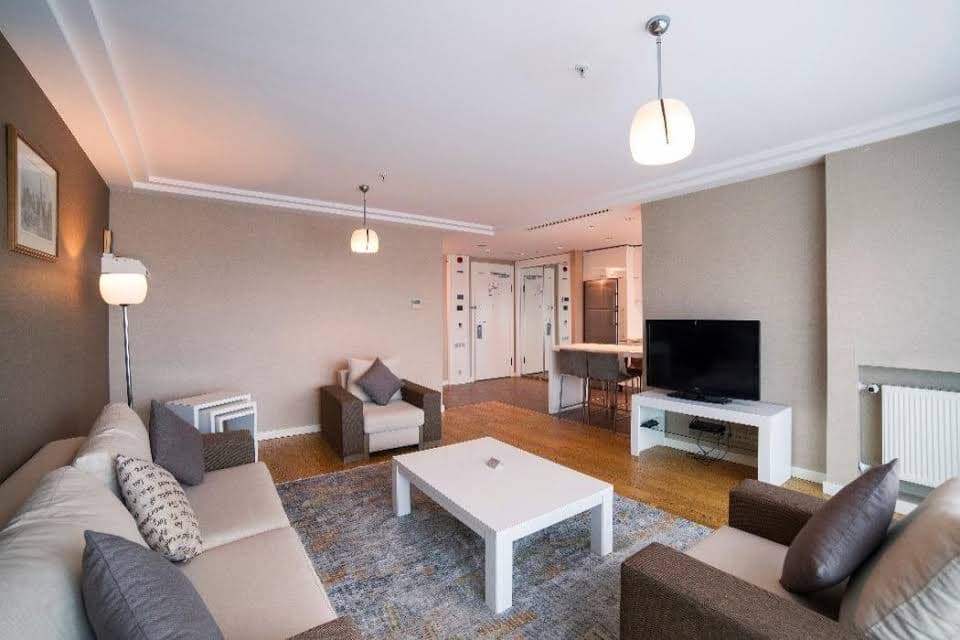 Radisson Residences Avrupa Tem İstanbul-14