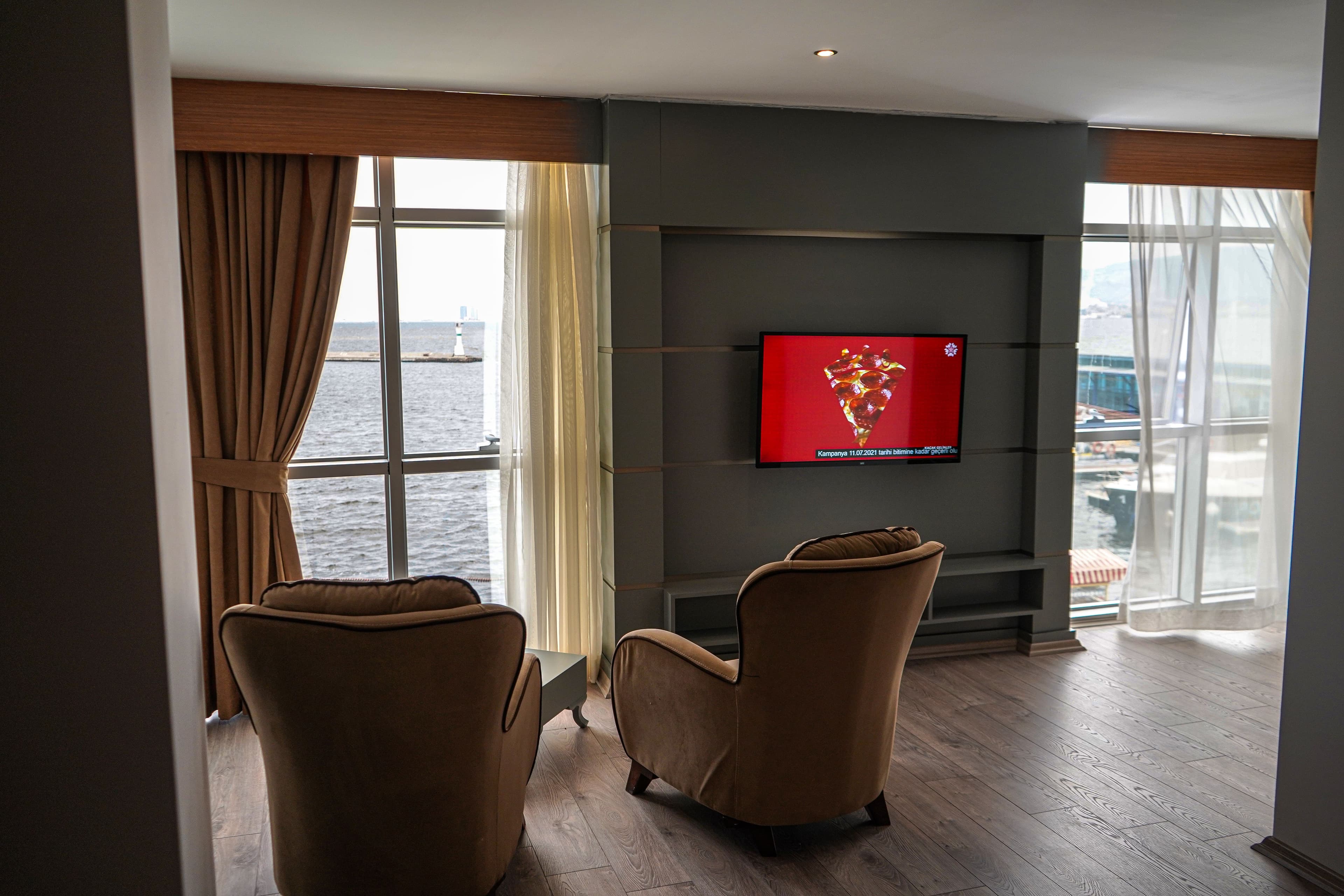 Pasaport Pier Hotel-12