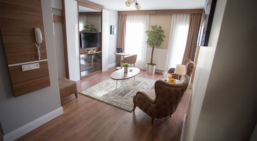 A Royal Suit Hotel-43