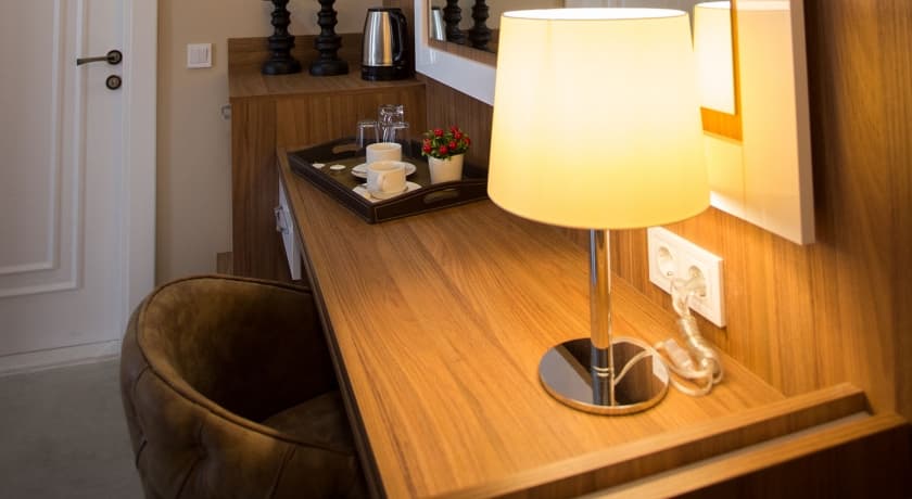 A Royal Suit Hotel-39