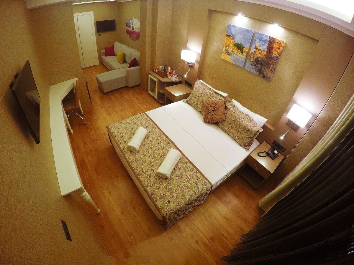 Hotel İz-22