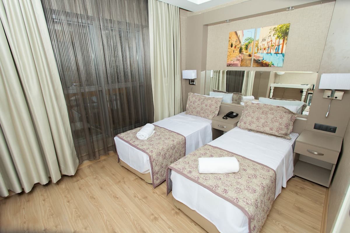 Hotel İz-5