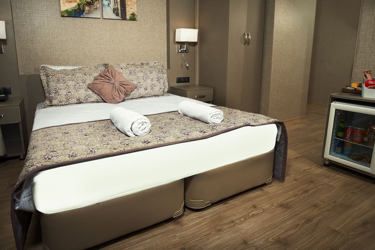 Hotel İz-13