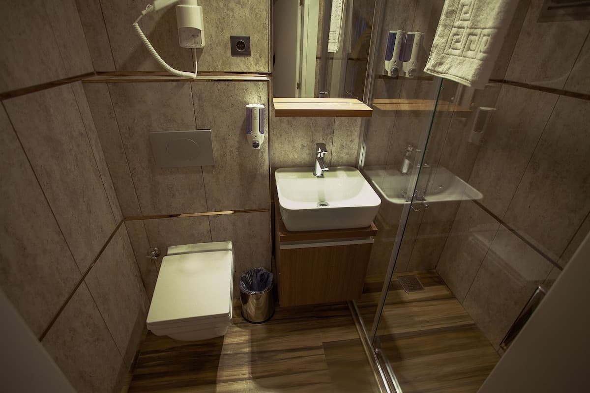 Hotel İz-10