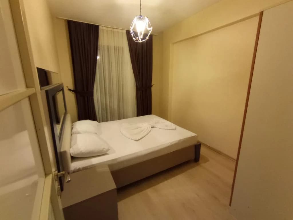 216 Hill Suites-8