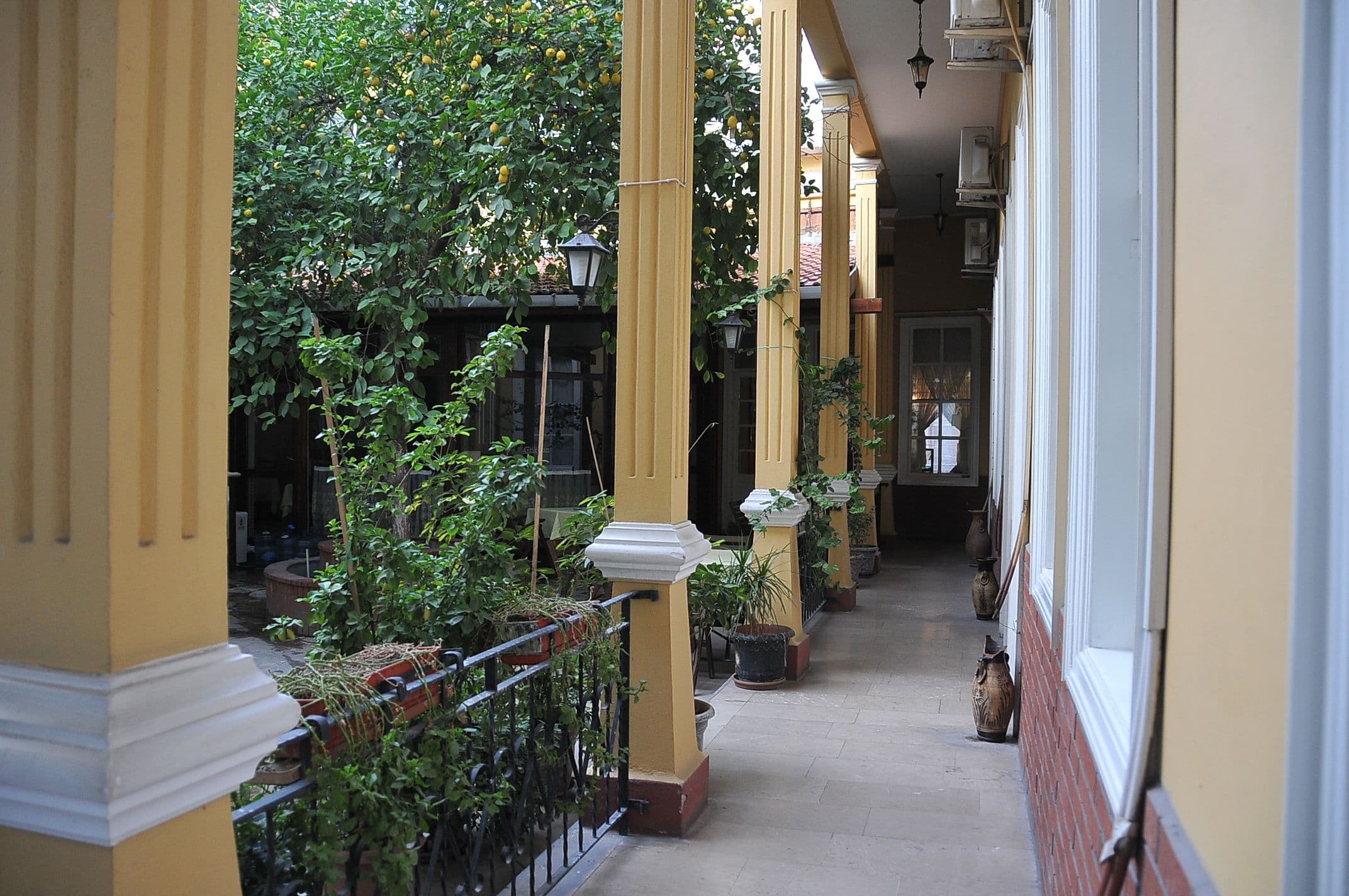 Antikhan Hotel-23
