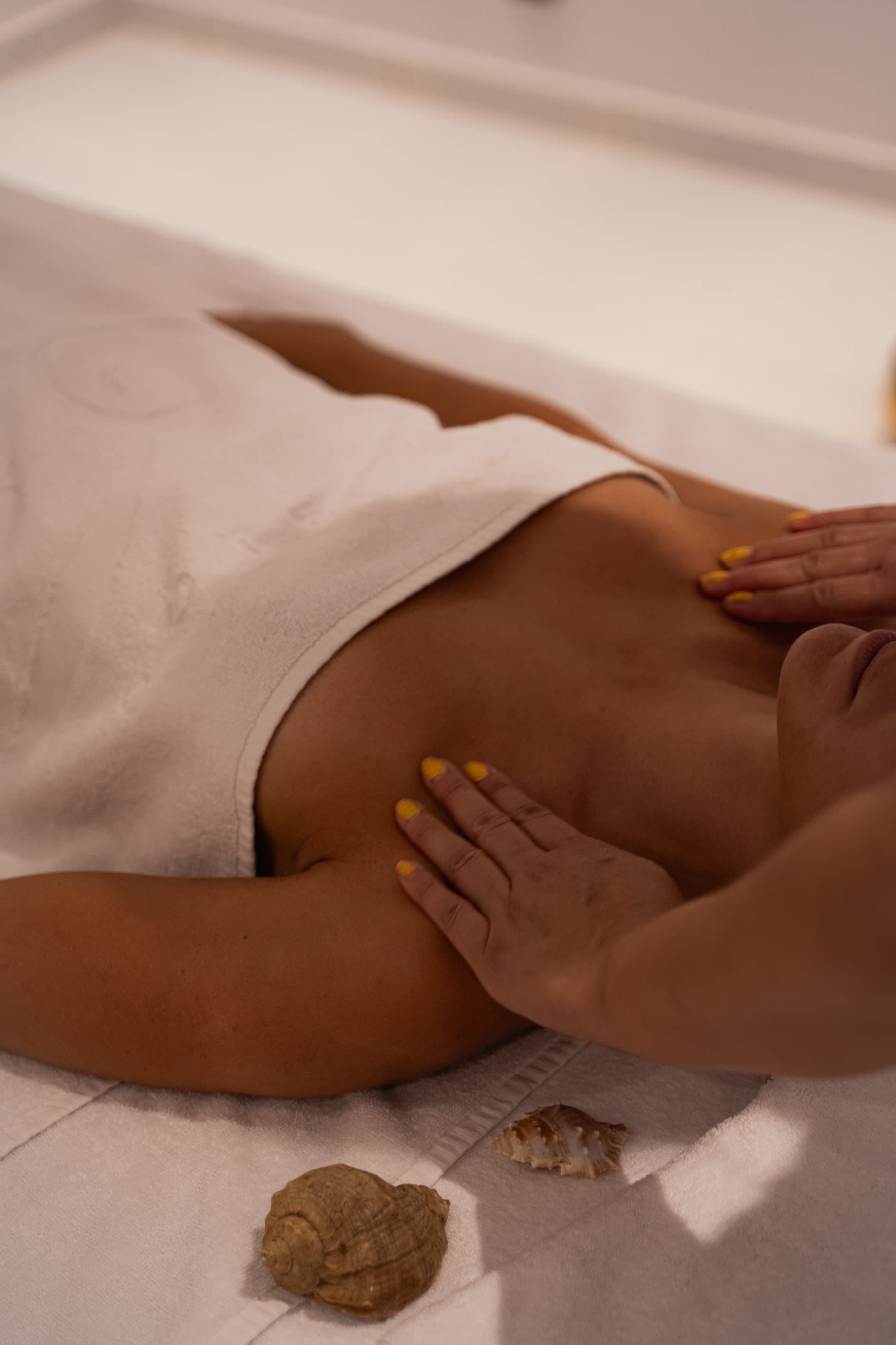 Lures Hotel & Beach Club-resim-7