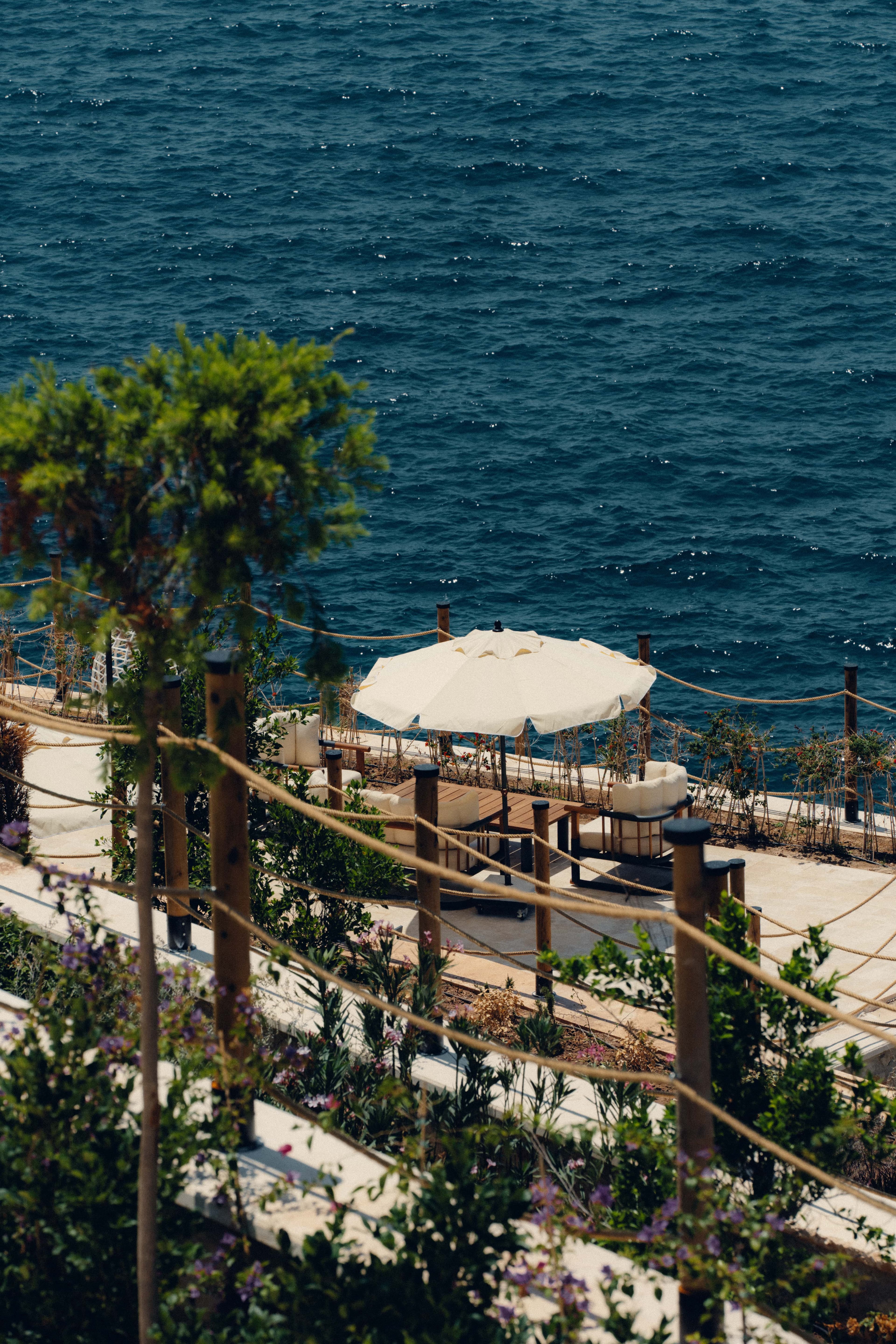 Lures Hotel & Beach Club-60