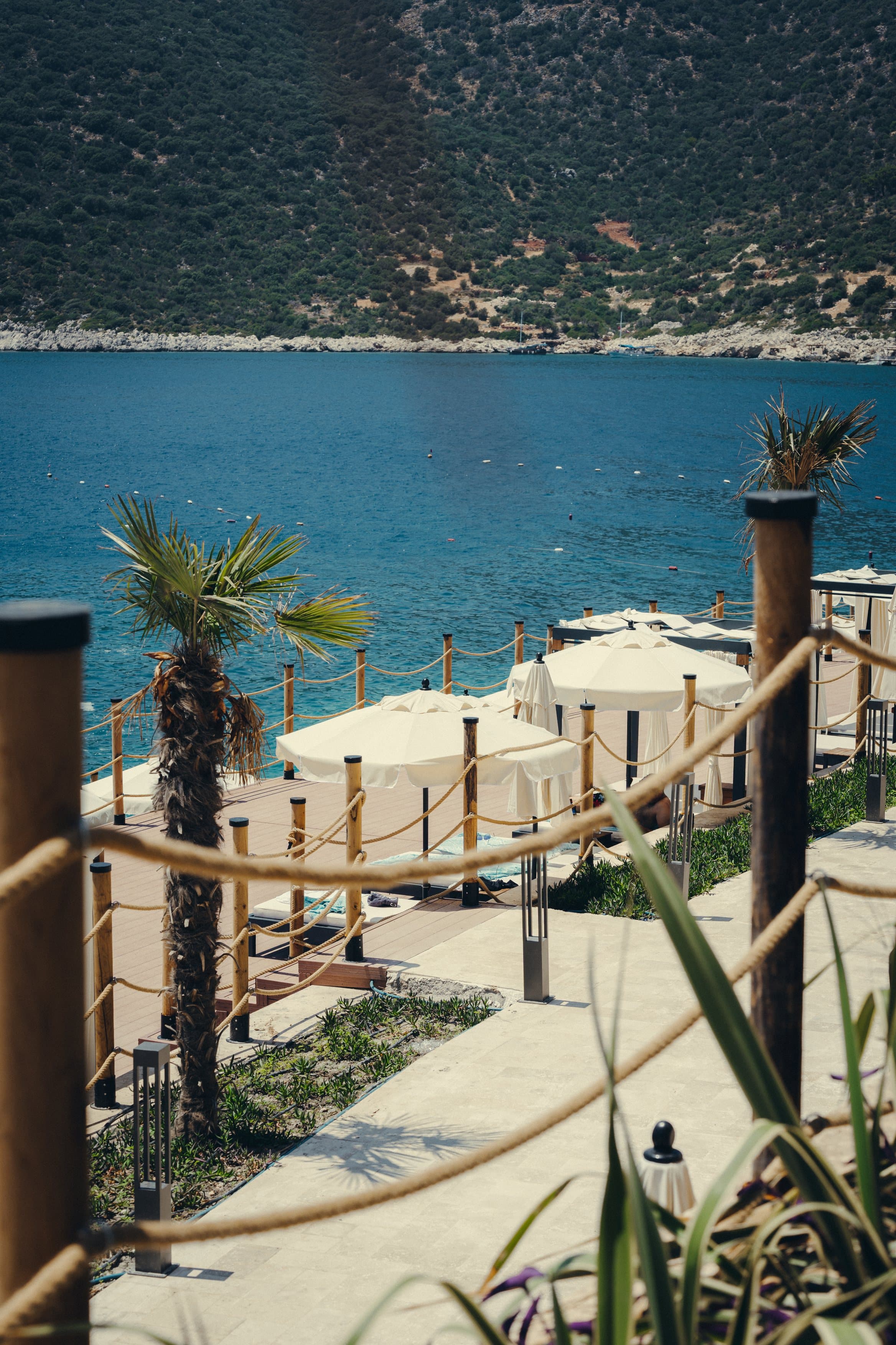 Lures Hotel & Beach Club-36