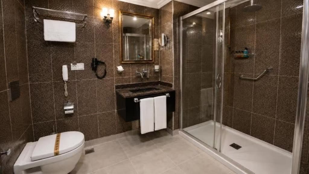 Elite World Nest Van-15