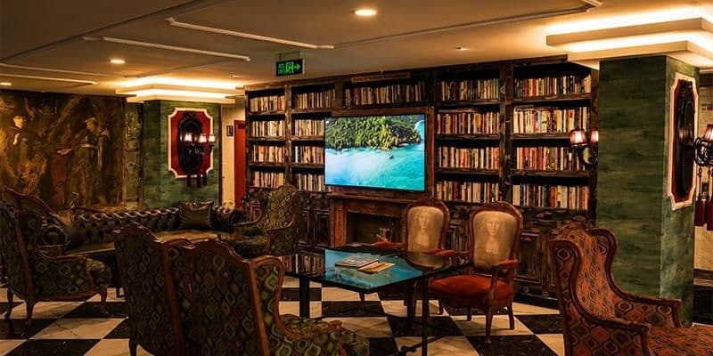 Elite World Nest Van-5