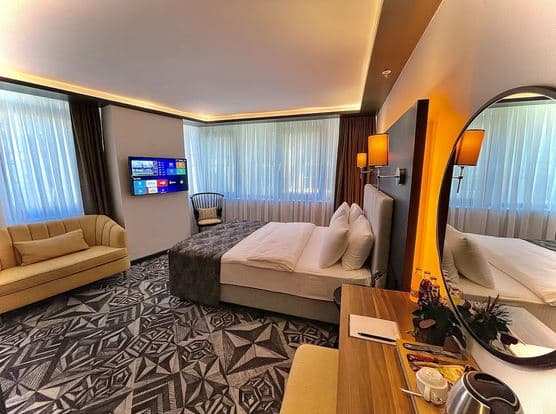 Weingart Hotel-1