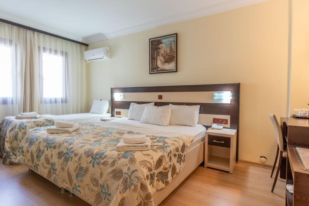 Hotel Karaçam Foça-1