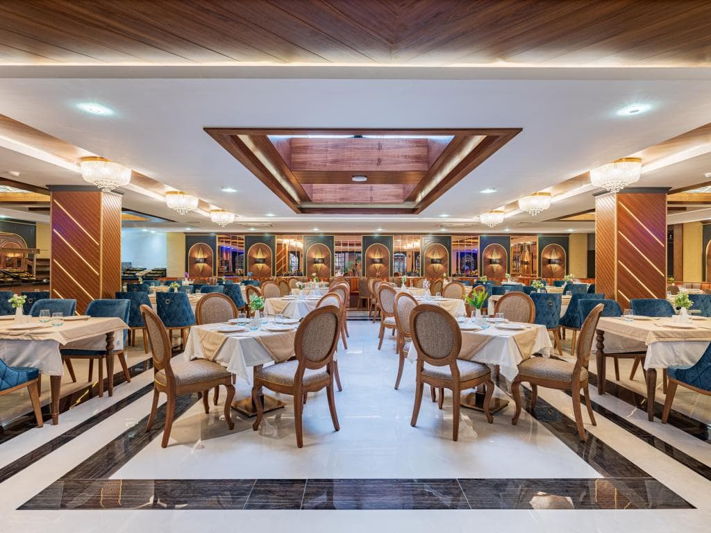 Elysium Green Suites Hotel-9