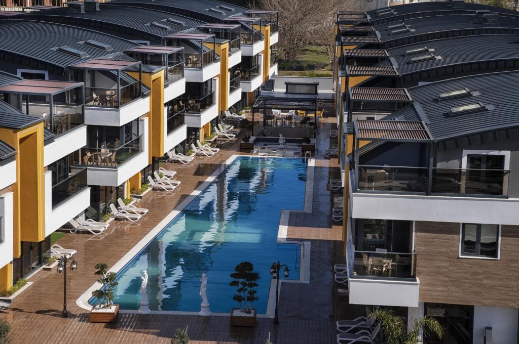 Elysium Green Suites Hotel-0