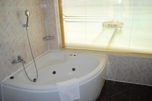 Junior Suite  4