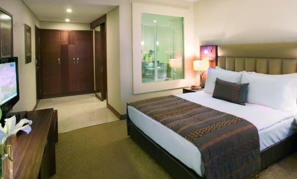 Family Room 3