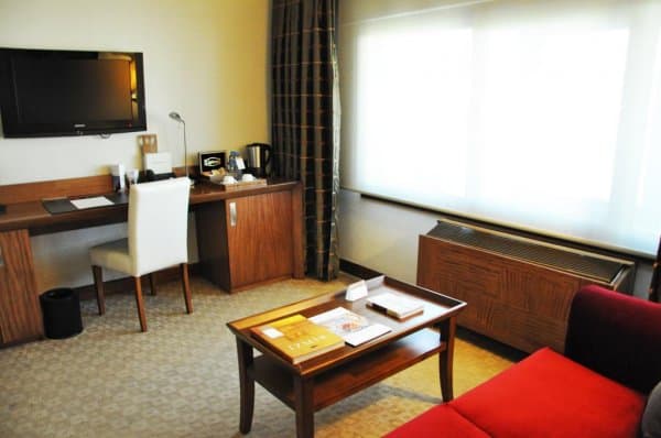 Family Room 4