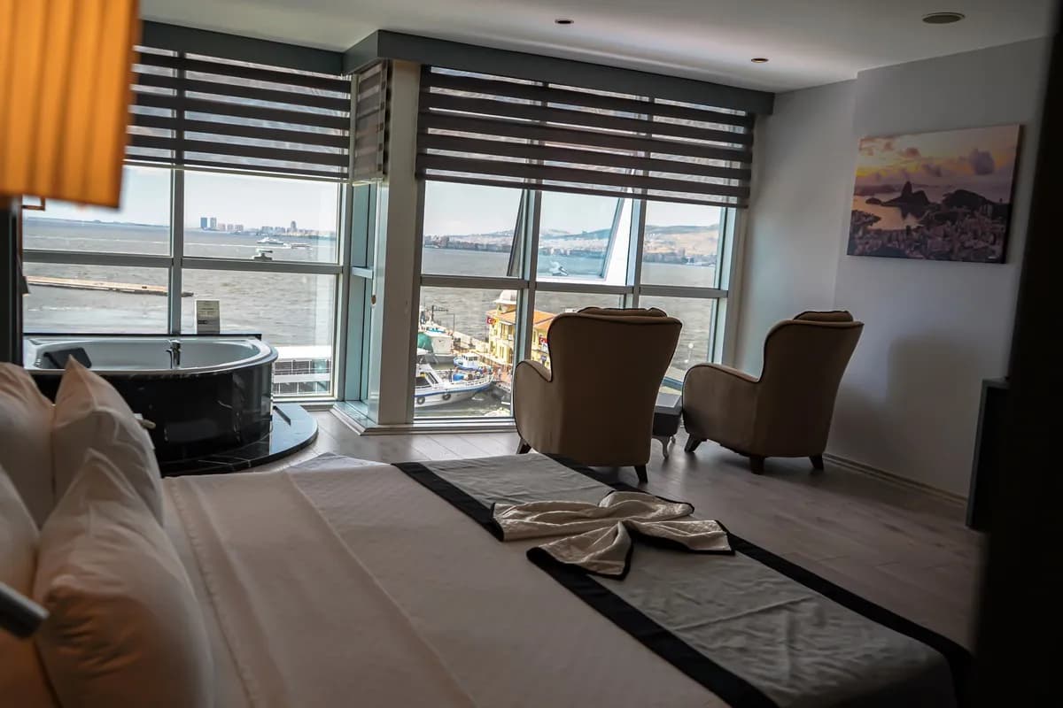 Executive Room 2