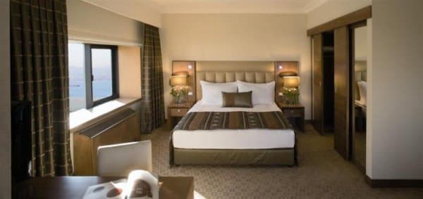 Senior Suite 1
