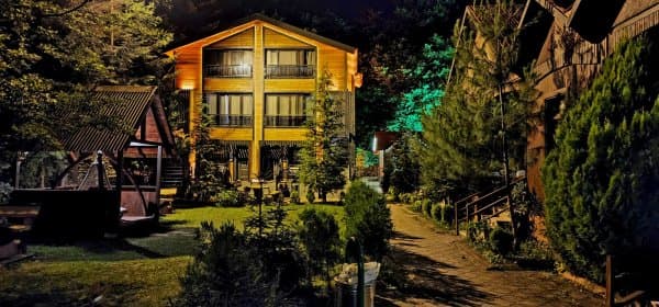 3 Kişilik Bahçe Manzaralı Bungalow  3