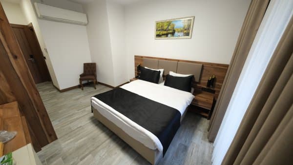 Superior Balcony Room 3