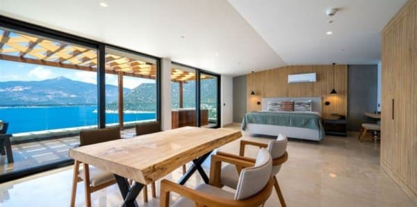 Penthouse Suit 3