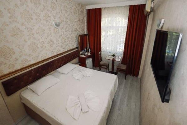 Double Room 2