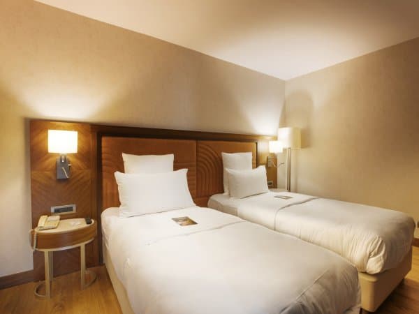 Deluxe Room 1