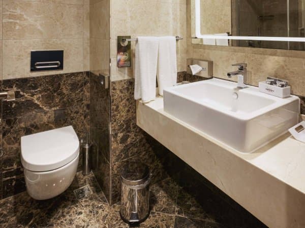 Deluxe Room 4