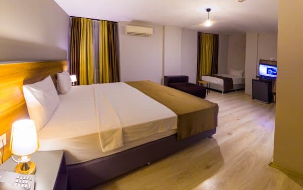 Standard Room	 2