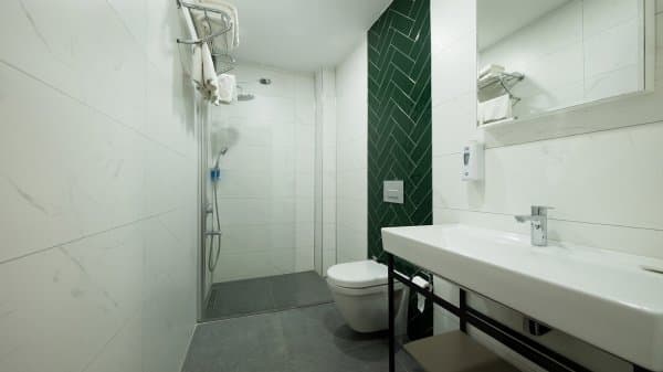 Standart Çift Kişilik Oda 4