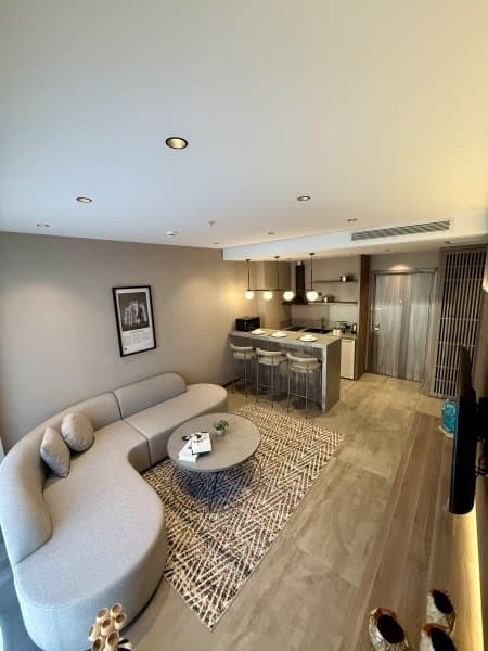 One Bedroom Suite 1