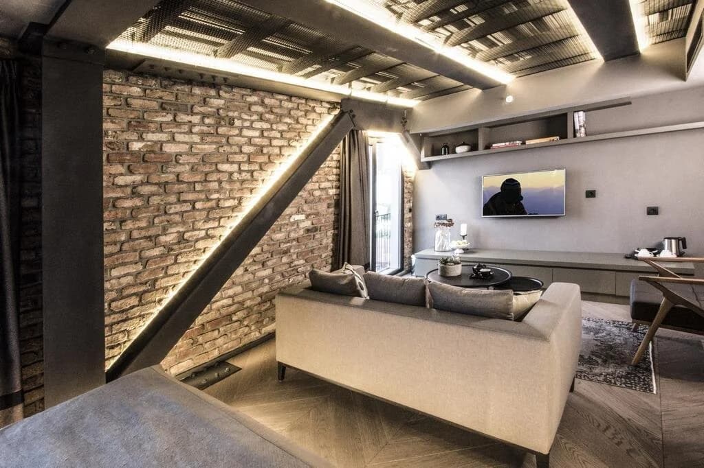 Loft Suite 2