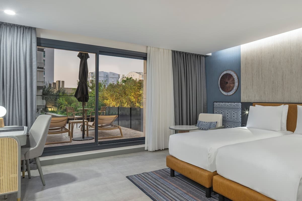 Classic Room with Terrace 1
