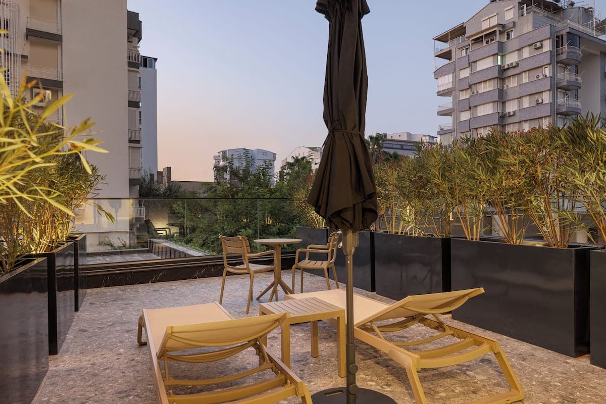 Classic Room with Terrace 3