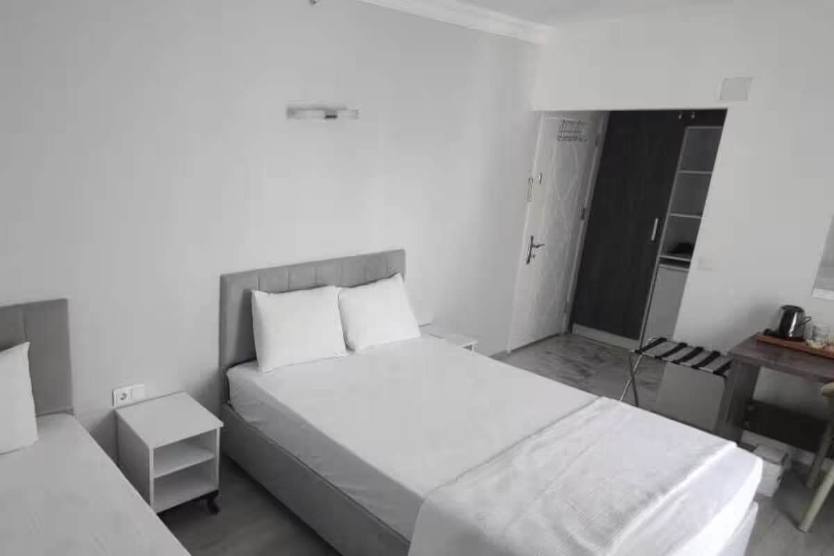 Triple Room 3