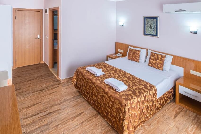 Standart Oda, Kısmı Deniz veya Havuz Manzaralı 3