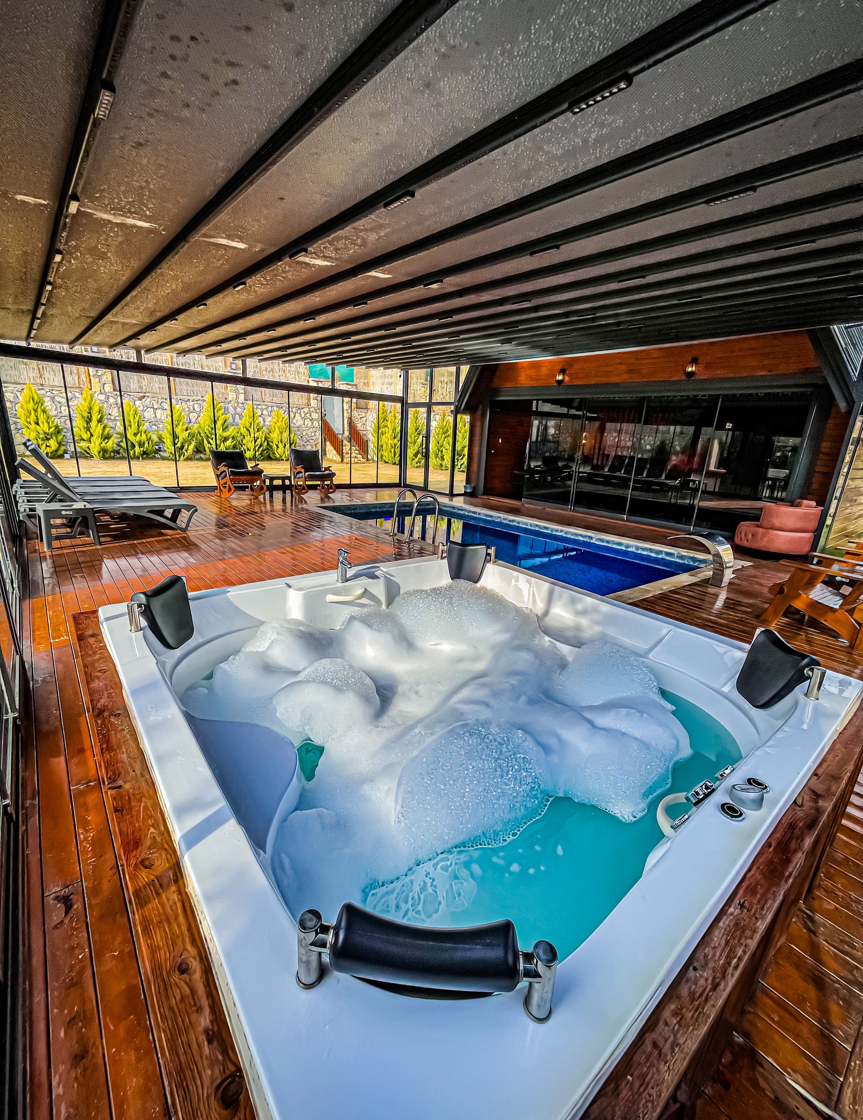 King Bungalow 3