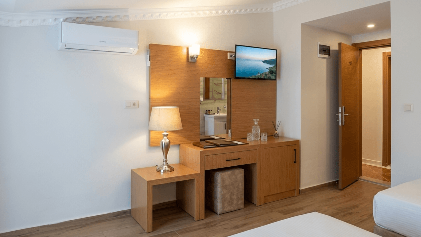 Standart İki Kişilik Oda 3