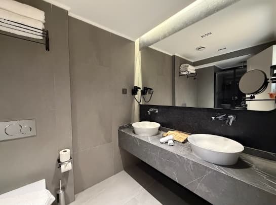 Grand Suit Sea View 4